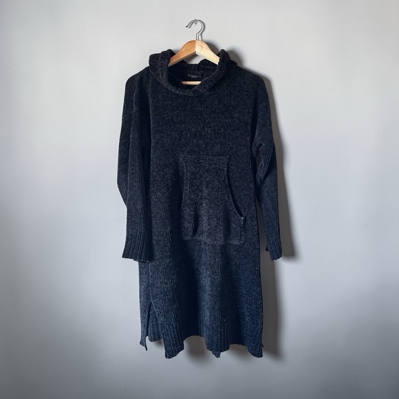 RUDSAK Dresses & Skirts - Rudsak Authentic Sweater Dress